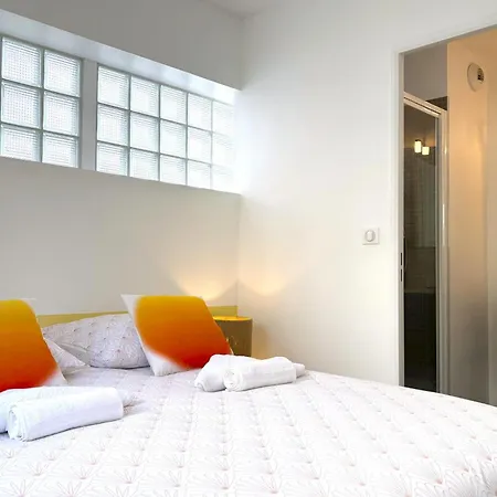 Le French Riviera - Vue - Terrasse - Parking