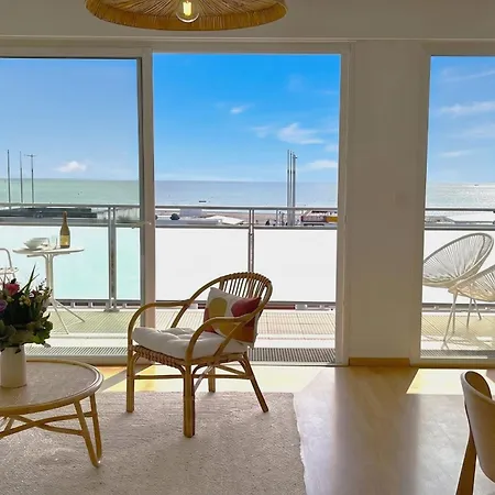 Le French Riviera - Vue - Terrasse - Parking شقة